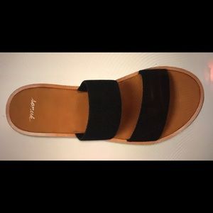 Sanuk Yoga Gora Gora Sandals
